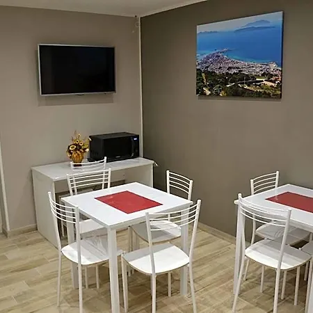 Stella Maris Centro Couette-café 4*
