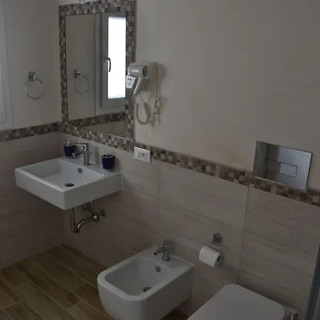 Stella Maris Centro Bed & Breakfast 4*