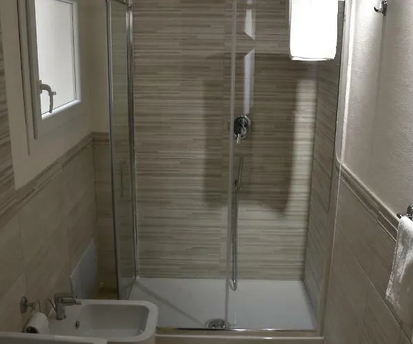 Stella Maris Centro Bed and Breakfast 4*